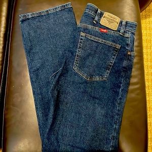 Men’s Comfort Fit Wrangler Jeans - size 34x33